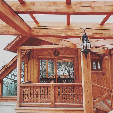 Jermatun Guest House Дилиян Екстериор снимка