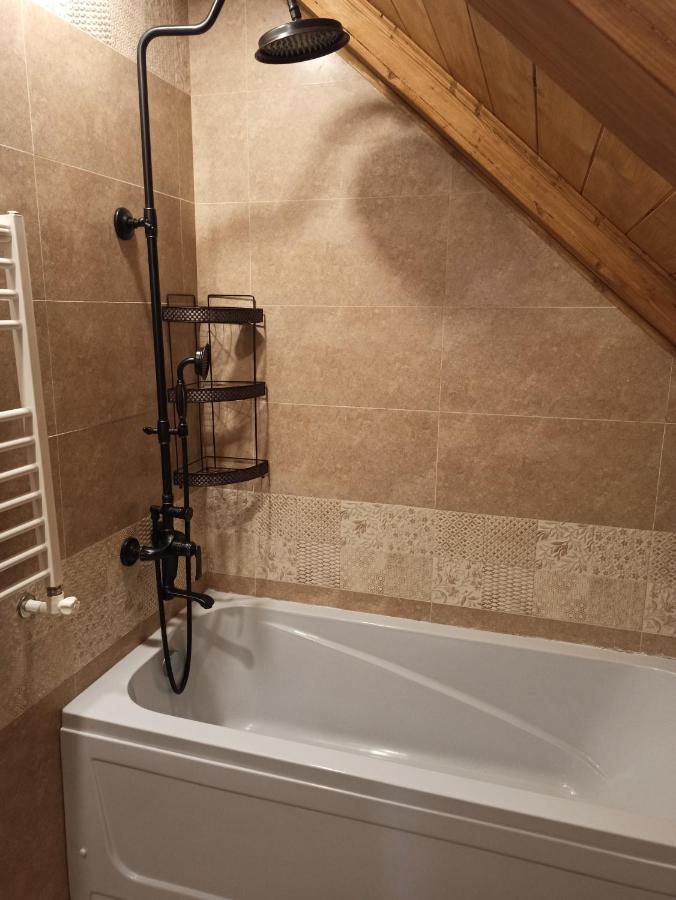 Jermatun Guest House Дилиян Екстериор снимка